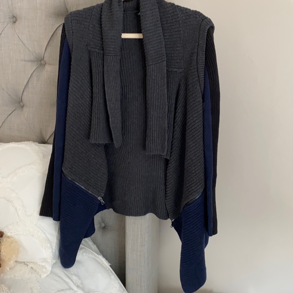Women’s cardigan